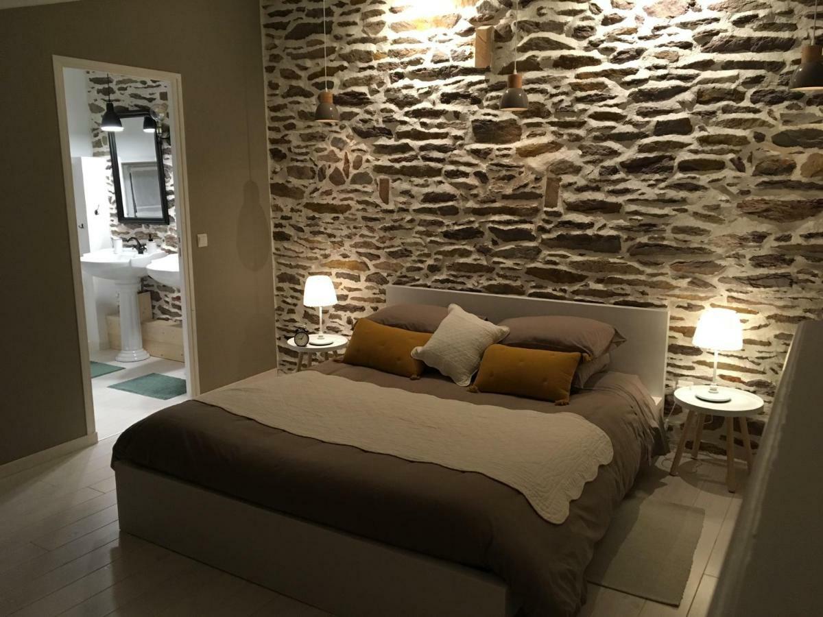 Saint-Malon-sur-Mel Les Bouyeres Bed & Breakfast エクステリア 写真